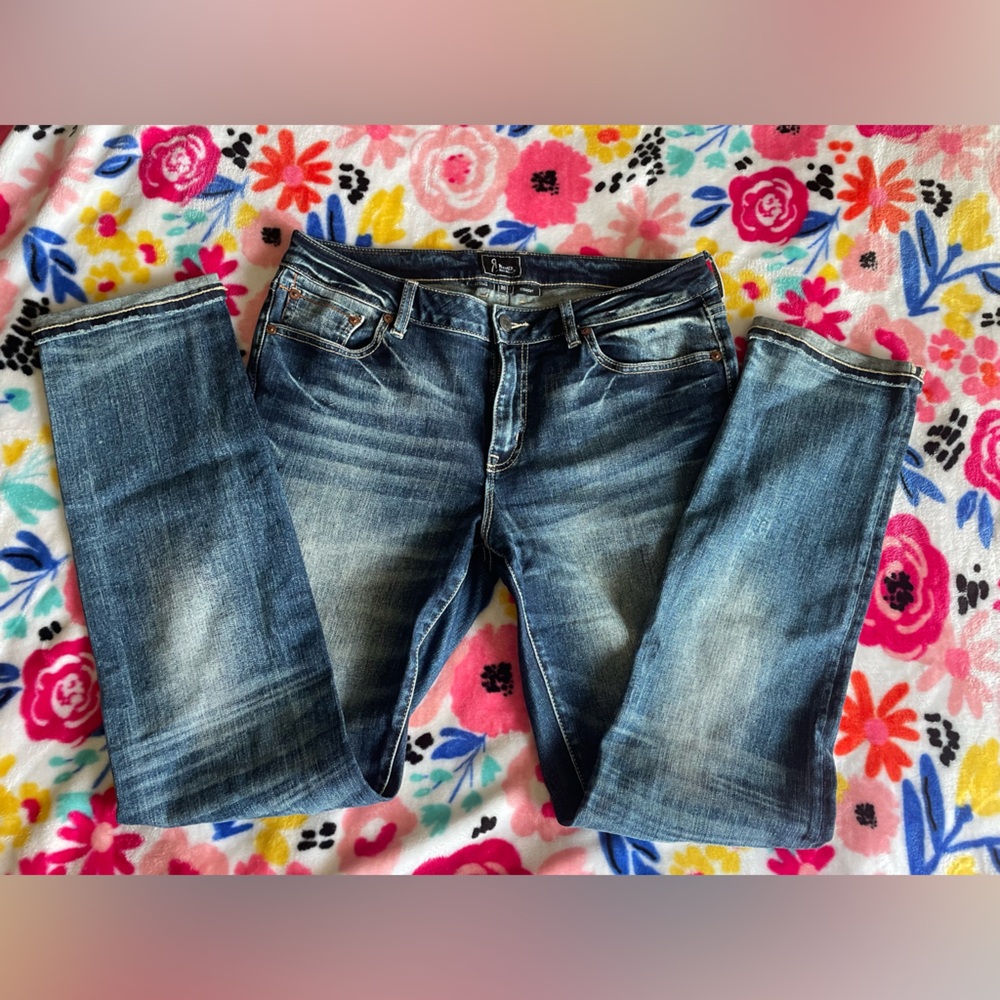 ✨ Women’s Remix Rock Revival Jeans – Size 30 – Straight Fit ✨